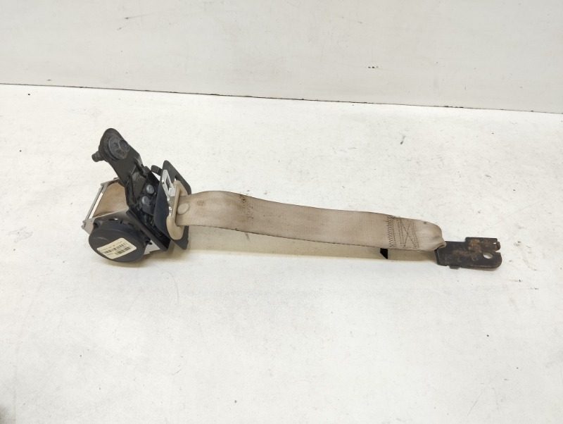 Ремень безопасности