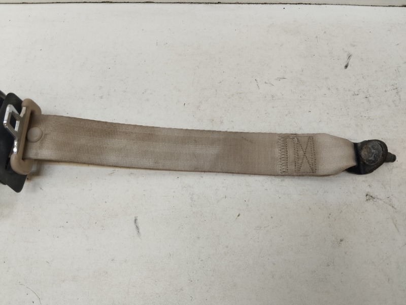 Ремень безопасности