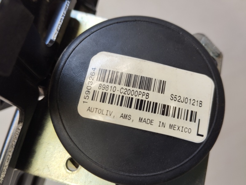 Ремень безопасности