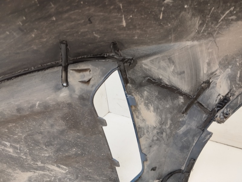 Бампер передний