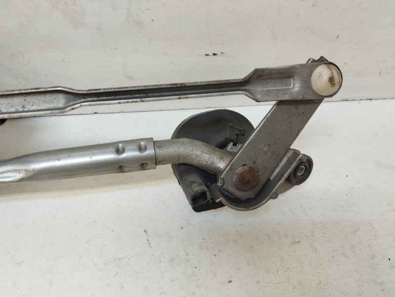 Трапеция стеклоочистителей