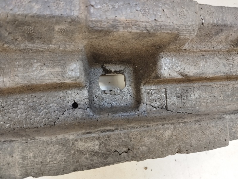 Наполнитель переднего бампера