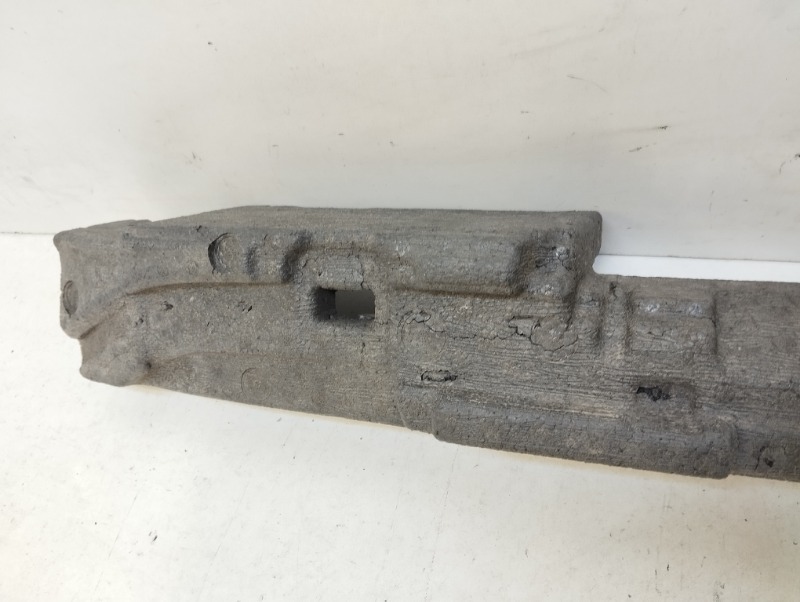 Наполнитель переднего бампера