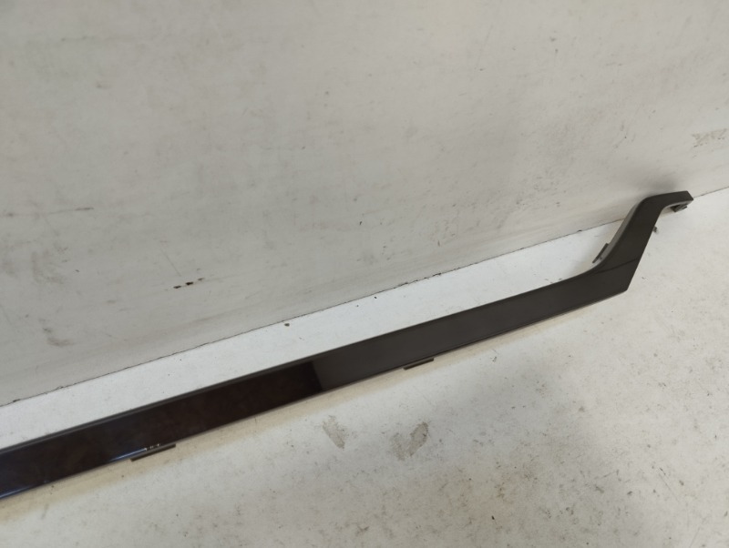 Молдинг заднего бампера