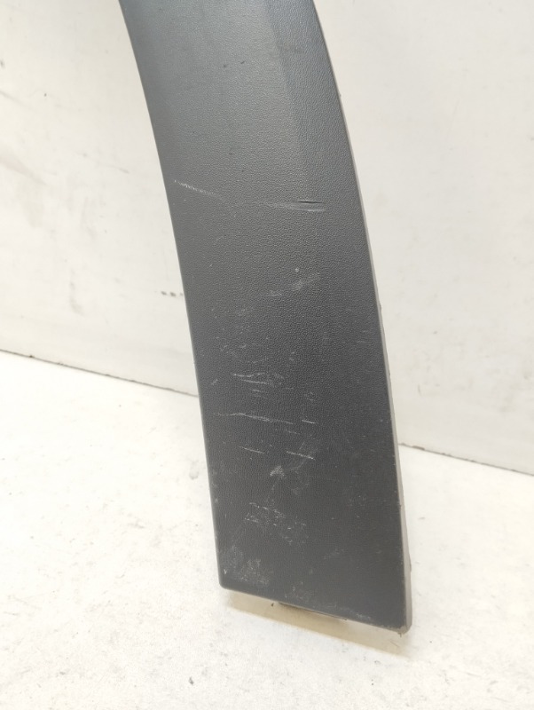 Накладка заднего крыла правого