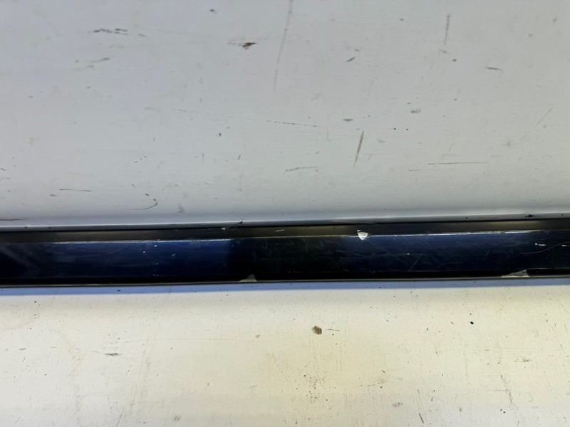 Молдинг двери