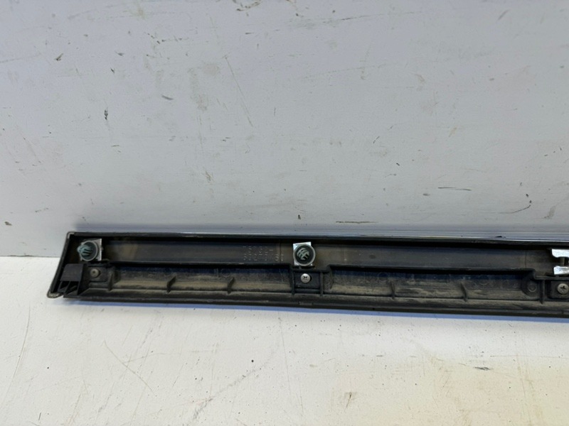 Молдинг двери