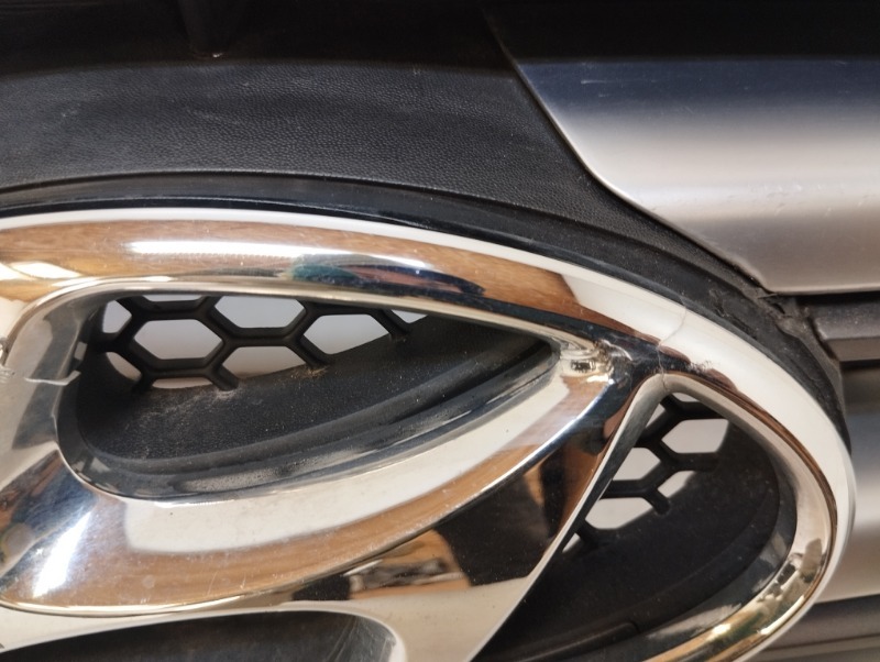 Решетка радиатора