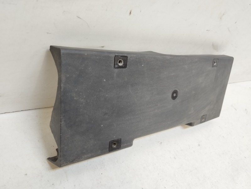 Накладка переднего бампера под номер