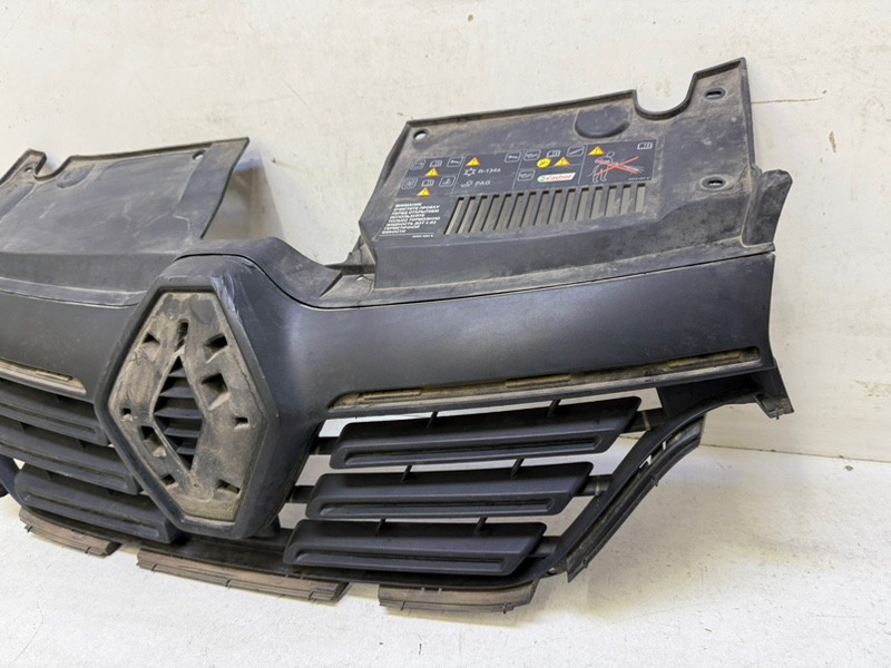 Решетка радиатора