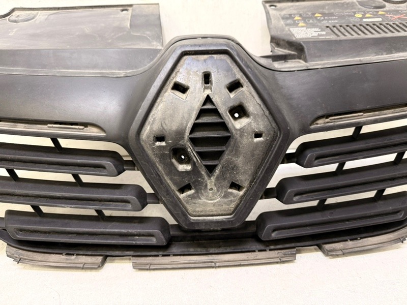 Решетка радиатора