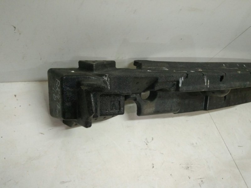 Наполнитель переднего бампера