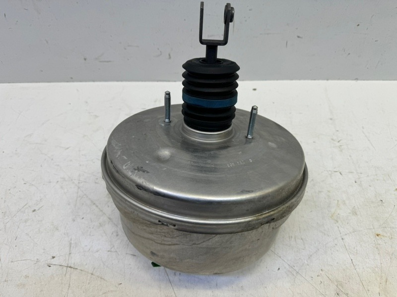 Усилитель тормозов вакуумный