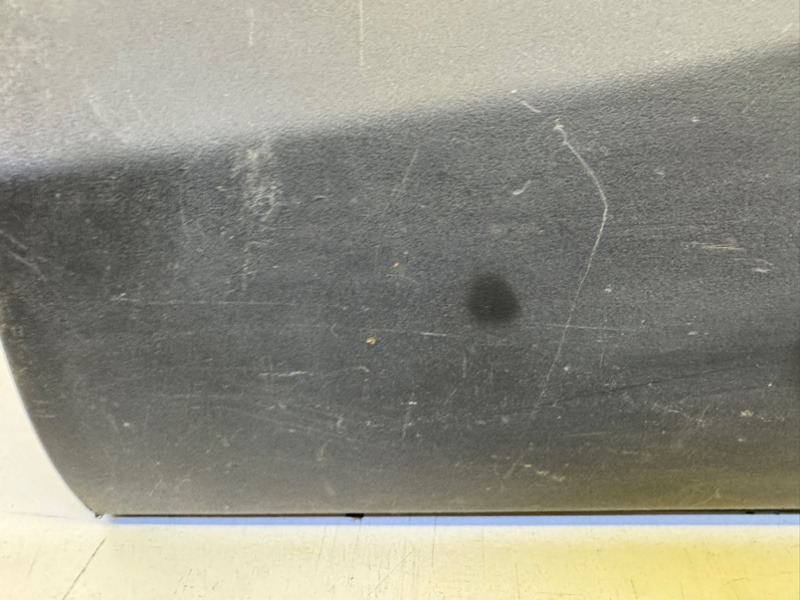 Накладка двери задней правой