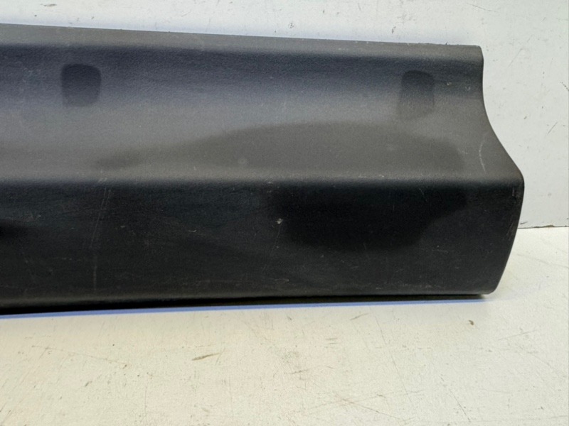 Накладка двери задней правой