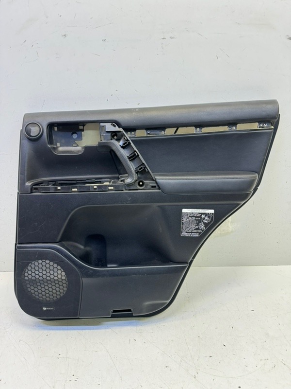 Обшивка двери