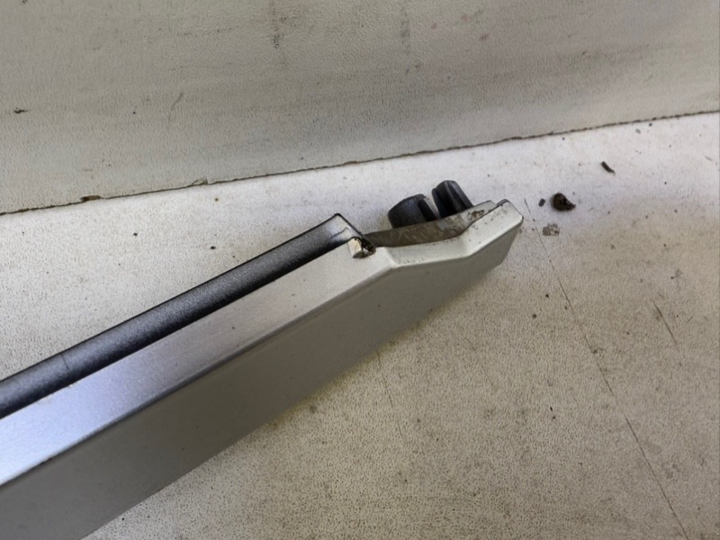 Молдинг заднего бампера левый