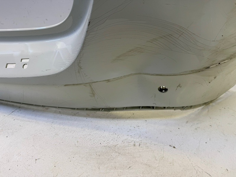 Бампер задний