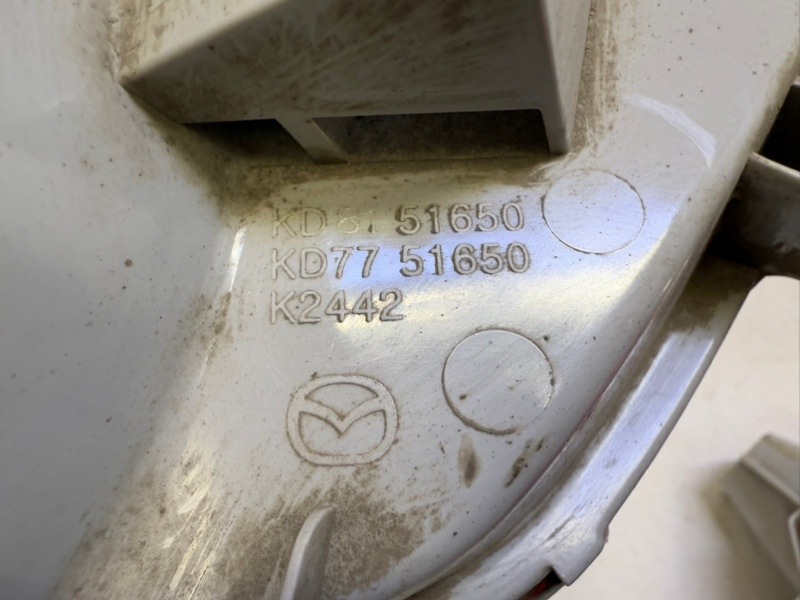 Фара противотуманная правая