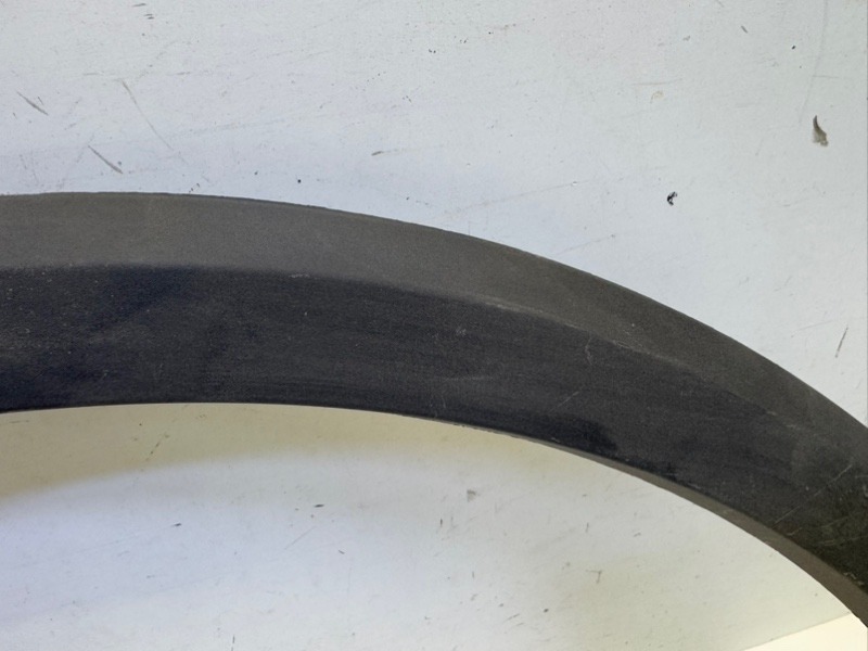 Накладка заднего крыла левого