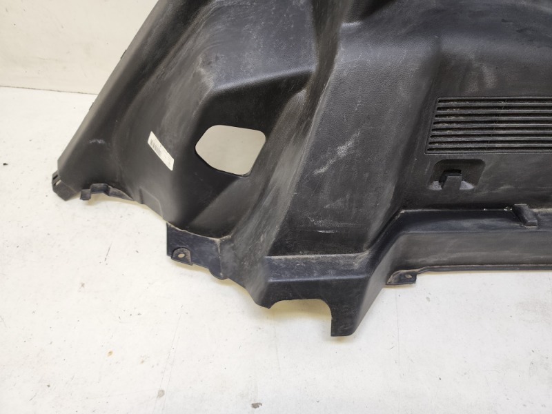 Обшивка багажника