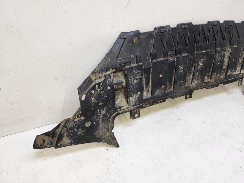 Пыльник двигателя