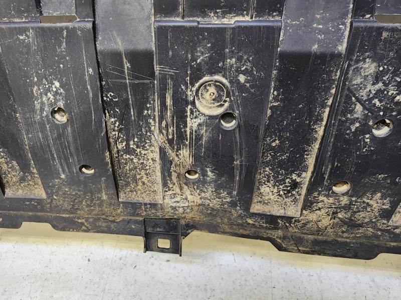 Пыльник двигателя