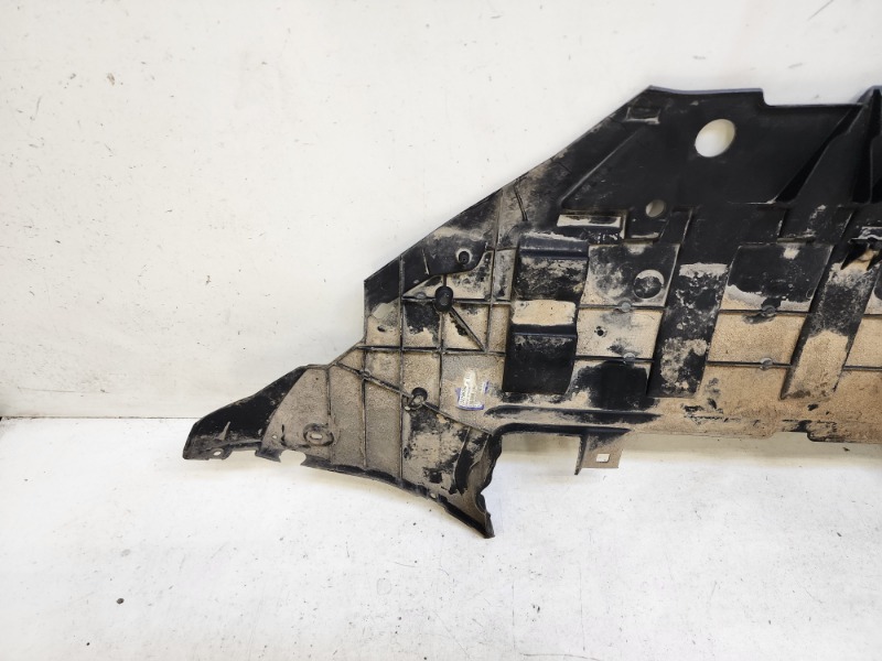 Пыльник двигателя