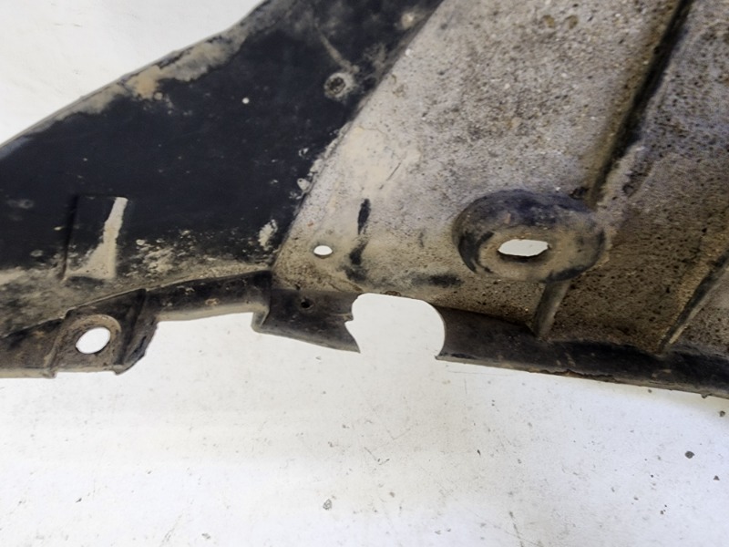 Пыльник двигателя