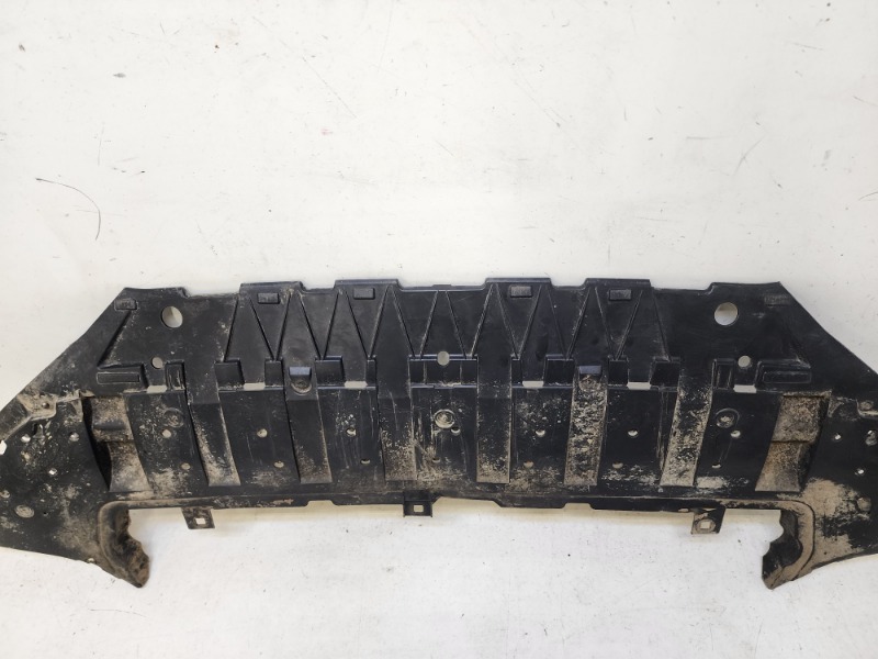 Пыльник двигателя