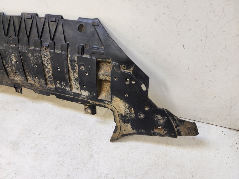 Пыльник двигателя