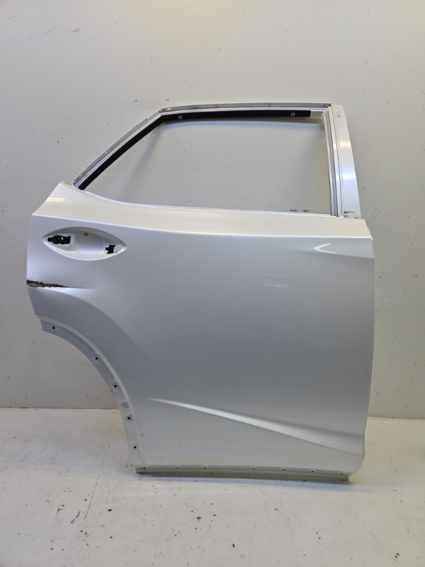 Дверь задняя правая