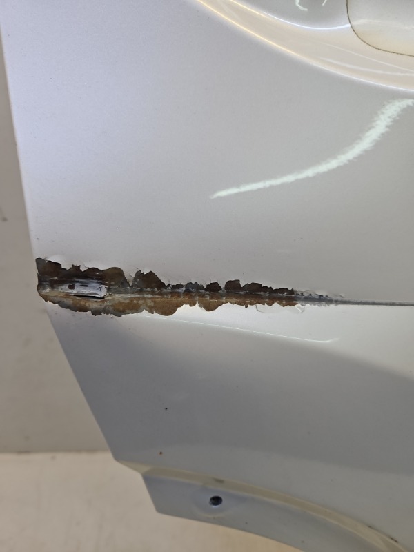 Дверь задняя правая