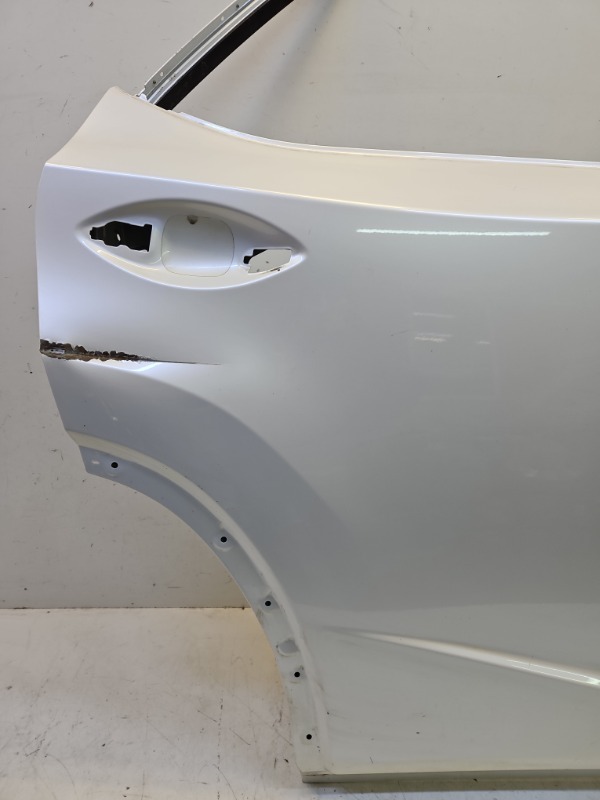 Дверь задняя правая