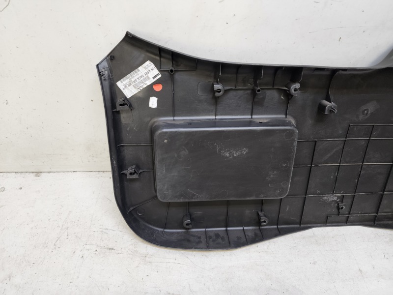 Обшивка багажника