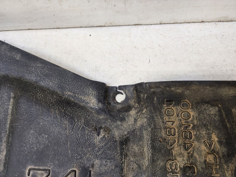 Защита антигравийная левая