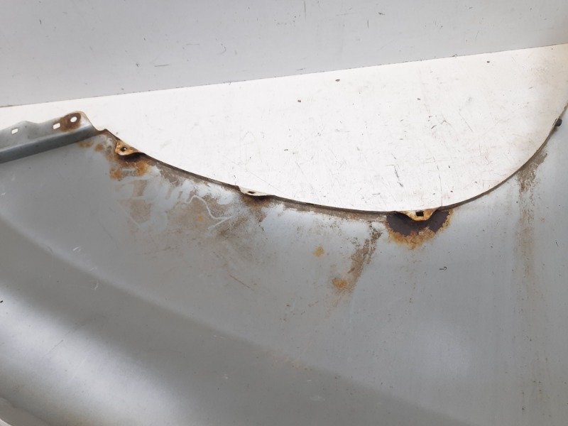 Крыло переднее левое