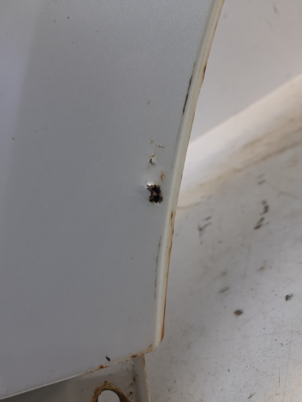 Крыло переднее левое