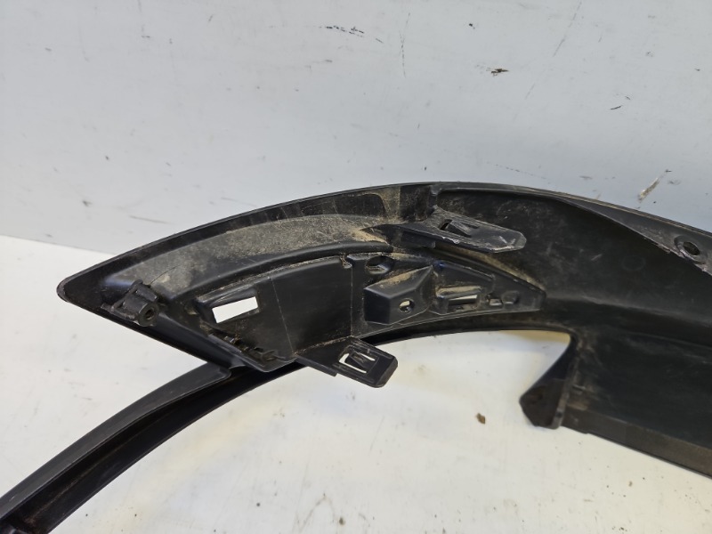 Спойлер заднего бампера