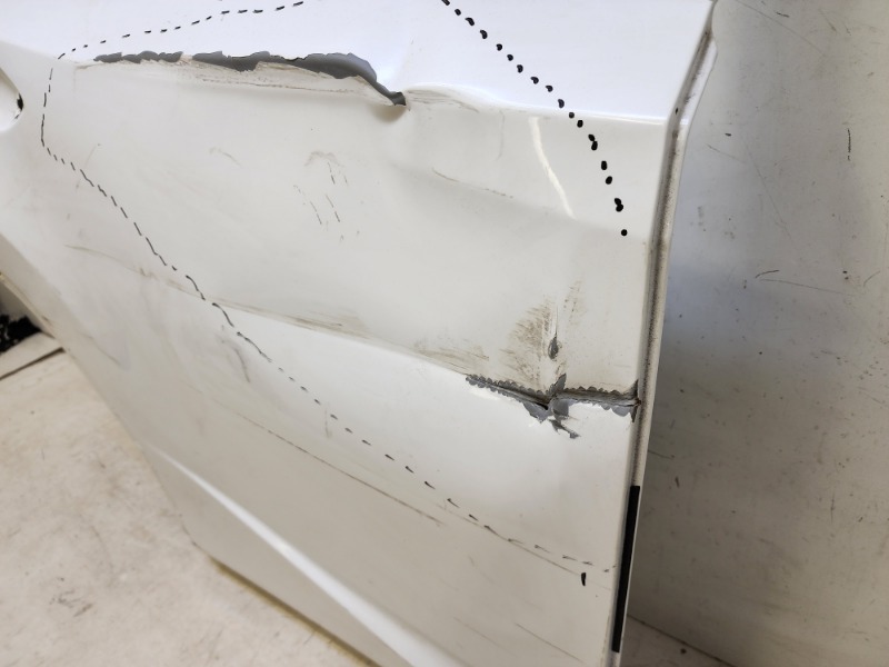 Дверь задняя правая