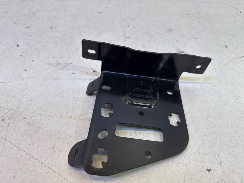 Накладка переднего бампера