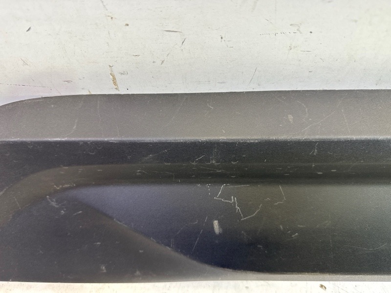 Накладка двери задней правой