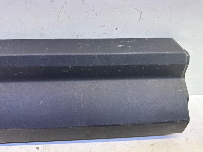 Накладка двери задней правой