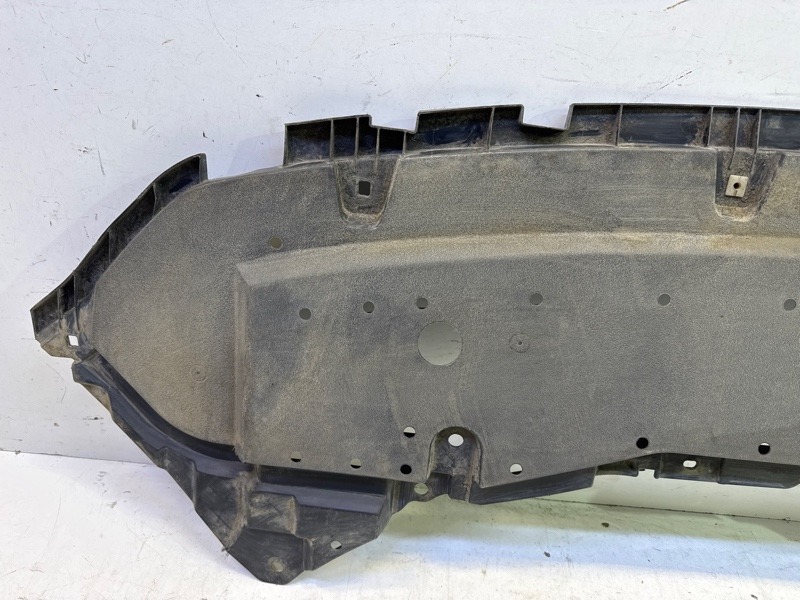 Пыльник двигателя