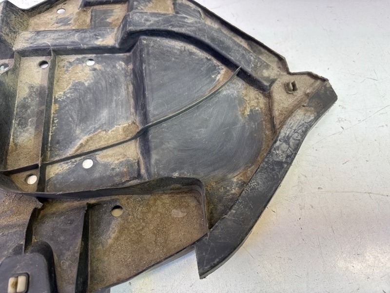 Пыльник двигателя