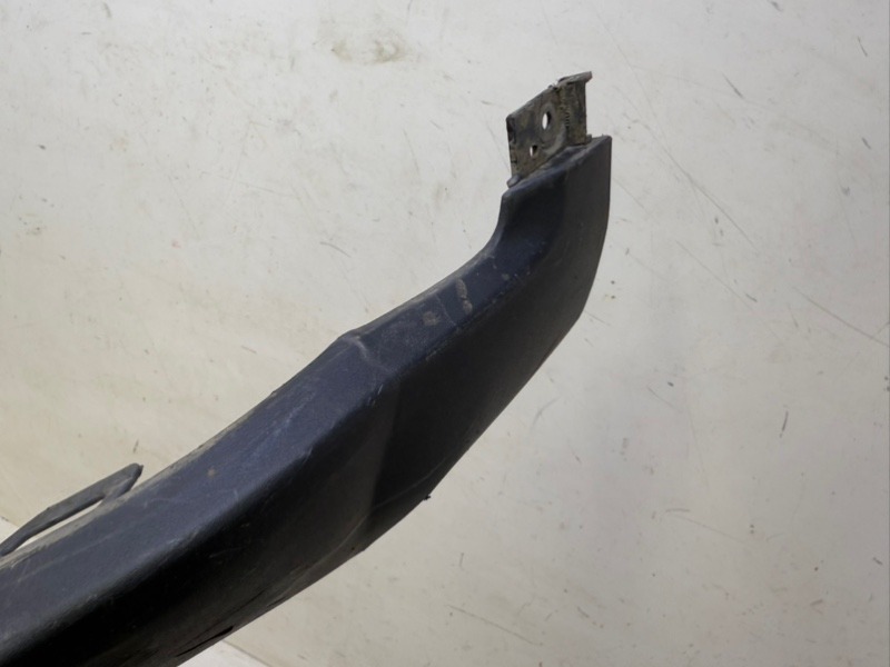Спойлер переднего бампера