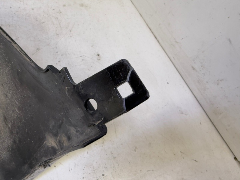 Спойлер заднего бампера