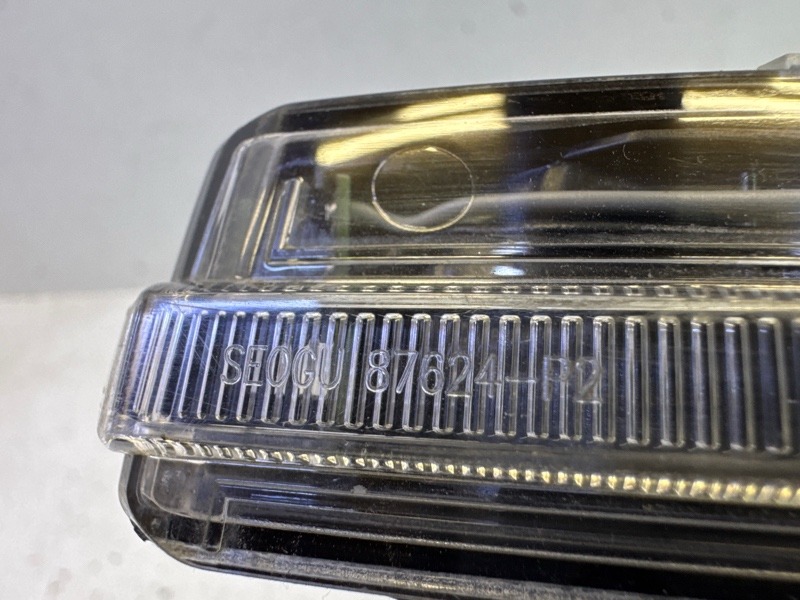 Повторитель на крыло правый