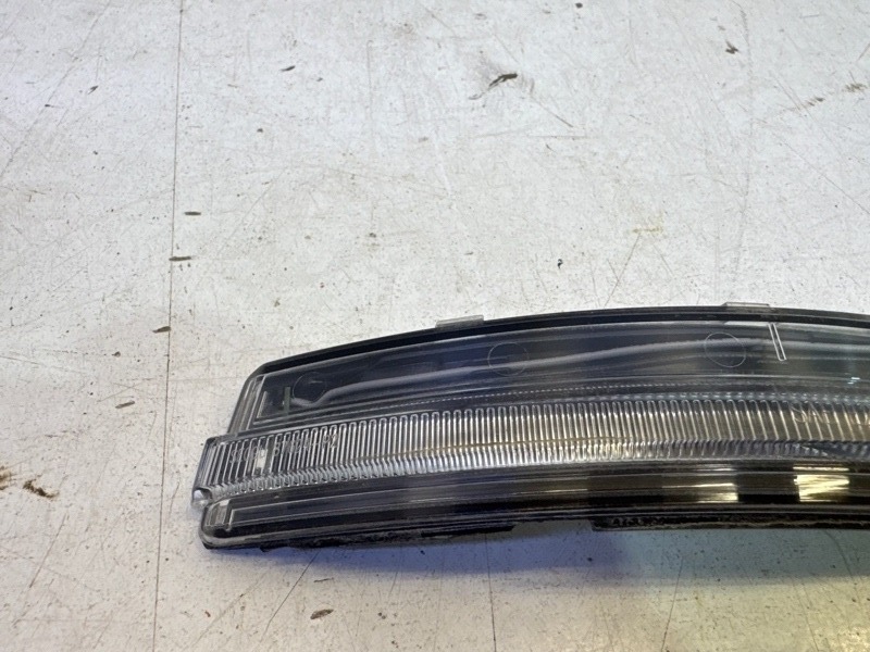 Повторитель на крыло правый