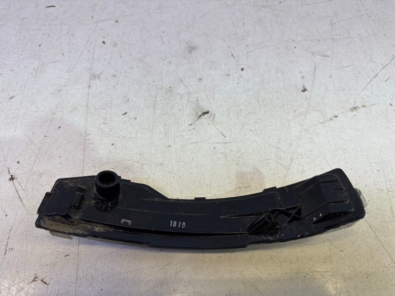 Повторитель на крыло правый